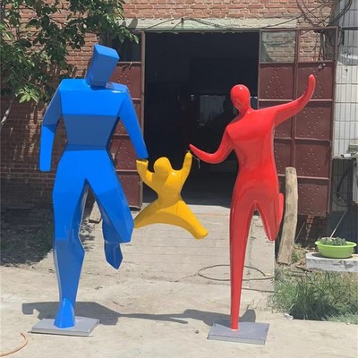 廣西玻璃鋼一家三口雕塑景觀小品玻璃鋼人像家庭雕塑定制