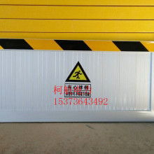  深圳聯達斯玻璃鋼制品廠 主營 毒鼠盒 擋鼠板 防蚊閘